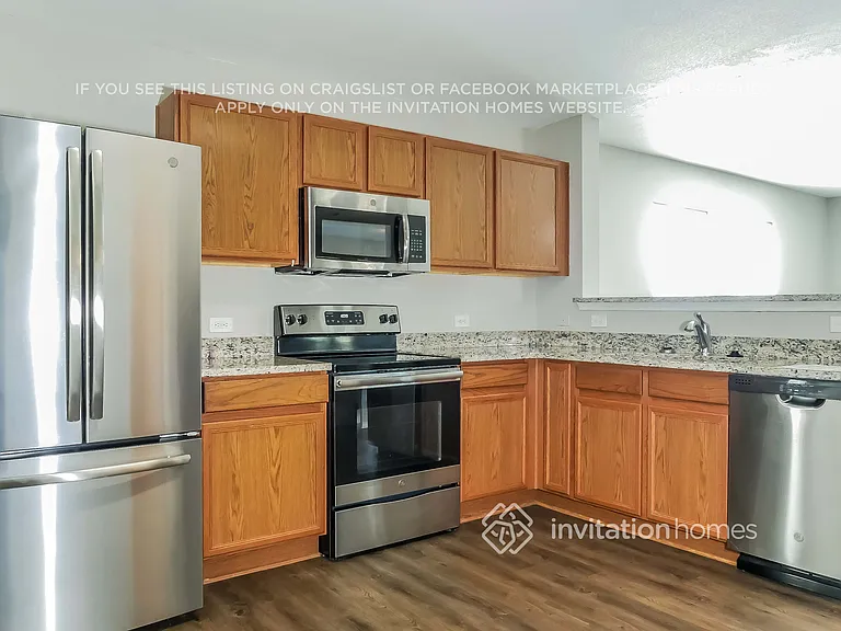 1404 Whitewater Dr — Photo 4