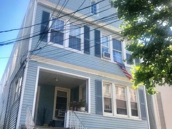 135 West 24th Street image 1 of 11