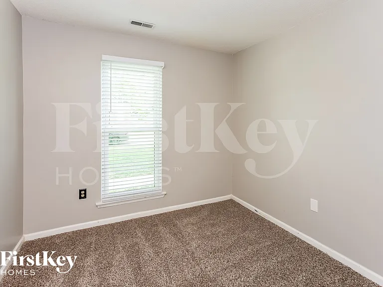 7938 Lindfield Ct — Photo 16