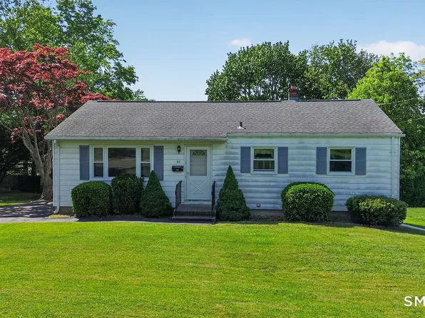 40 Easy Street, Milford, CT 06460