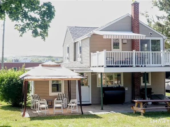 7 E Pattagansett Rd, Niantic, CT 06357