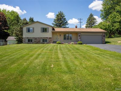 140 Indian Knolls St, Oxford, MI, 48371