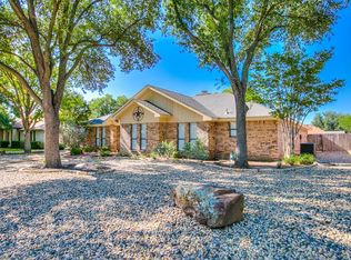 3325 Shadyhill Dr, San Angelo, TX 76904