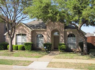 1213 Collin Dr, Lewisville, TX 75077