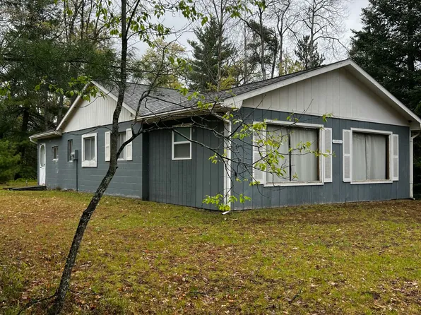 10181 E Carter Lake Rd, Saint Helen, MI 48656