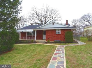 1260 Crescent Rd, York, PA 17402