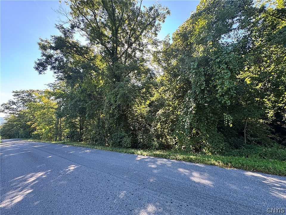 1st image of 3446 Collins Rd #2