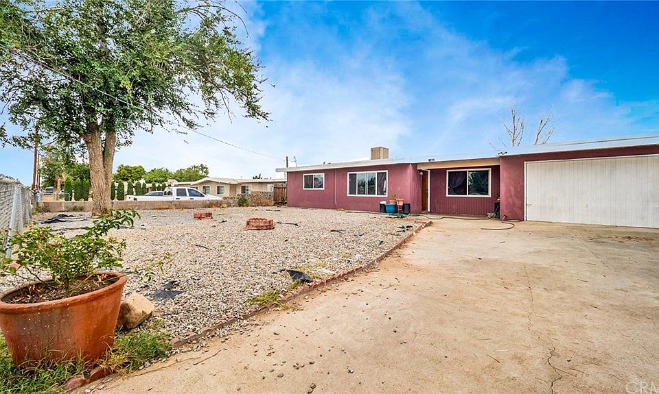 1st image of 11998 Chamberlaine Way