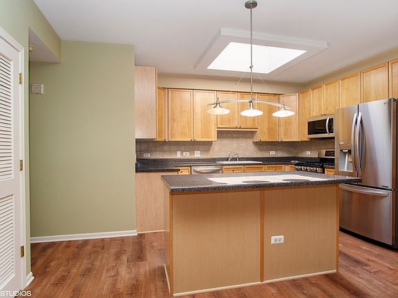 4th image of 131 W Adelaide St Unit 502