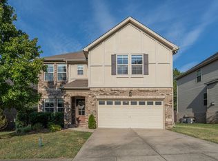 976 Legacy Park Rd, Mount Juliet, TN 37122