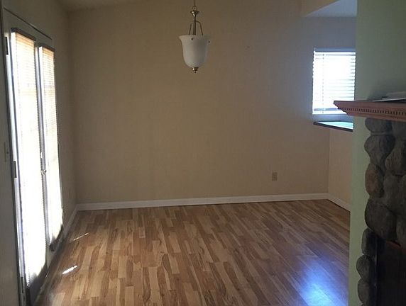 4th image of 7584 Satinwood Ct