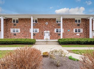 Heritage Village, Agawam, MA 01001