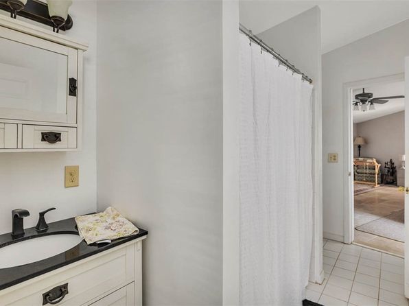 159 Crooked River Dr, Woodbine, GA 31569