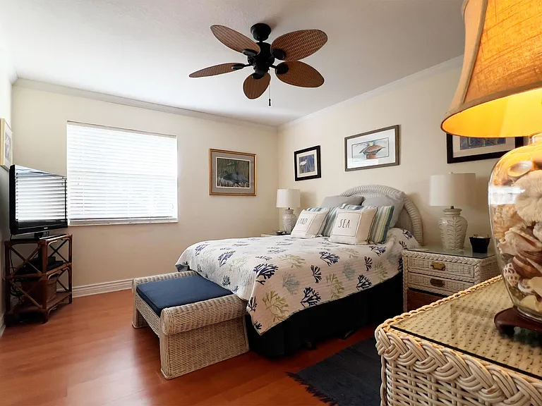 3541 NE Ocean Blvd #15 — Photo 25