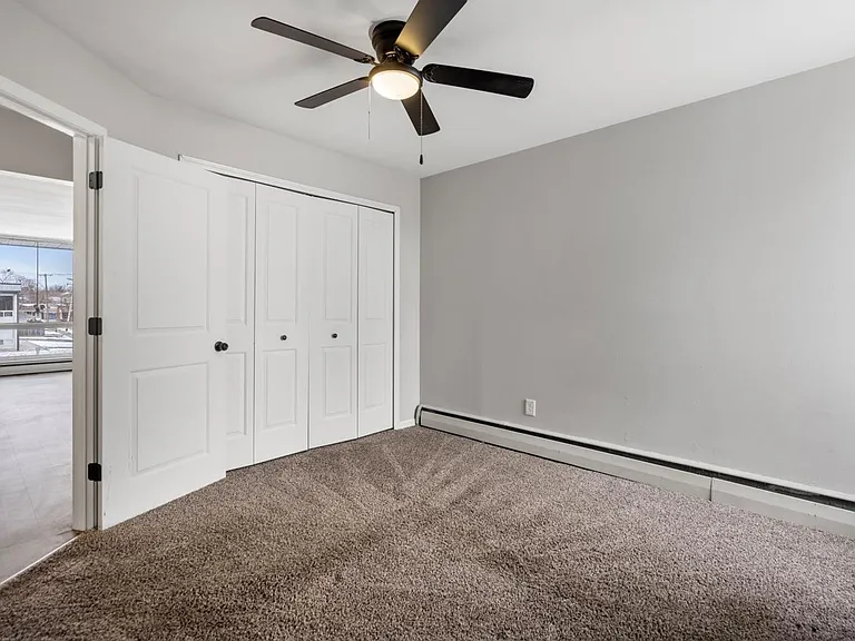 Altitude Apartments East — Photo 36