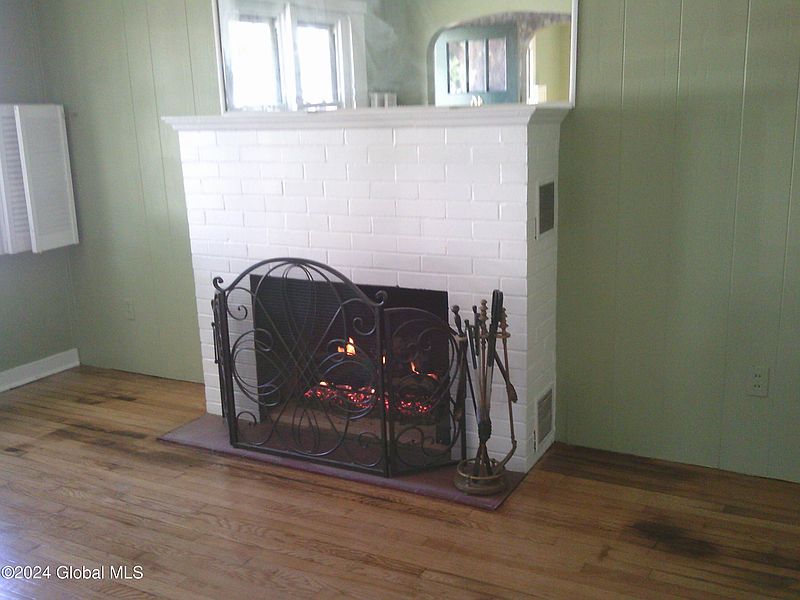 4th image of 46 Rankin Avenue