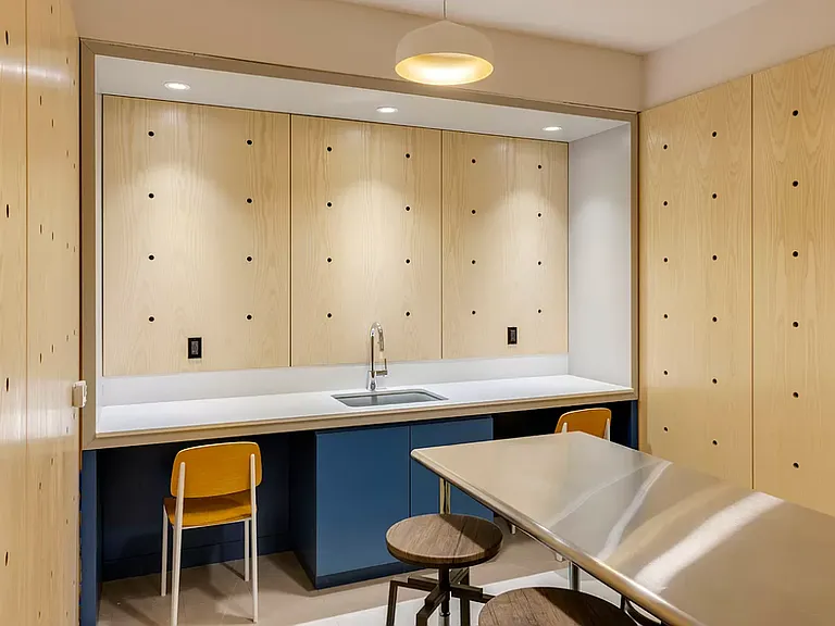 445 Grand Ave #201 — Photo 32