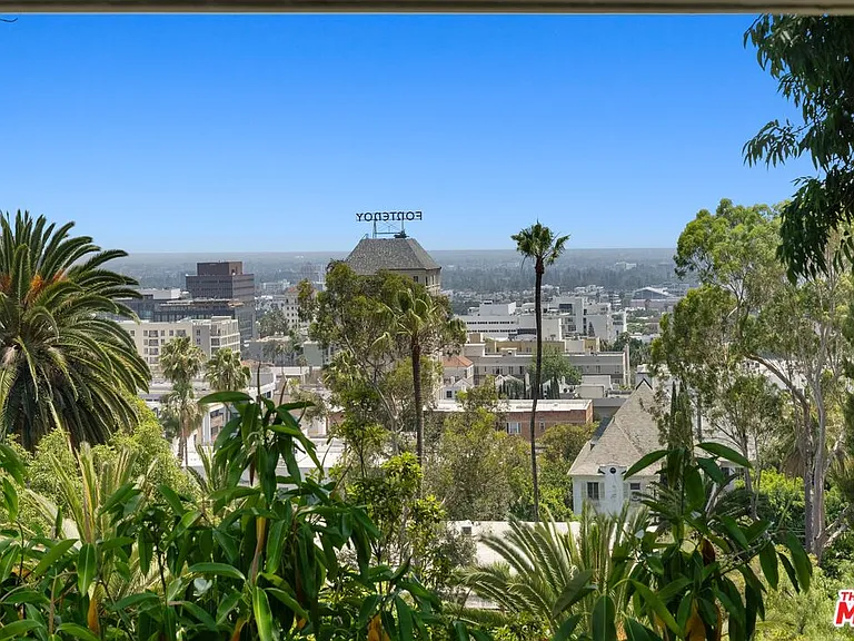 6630 Whitley Ter — Photo 3