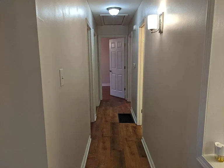 217 Ash Cir — Photo 10