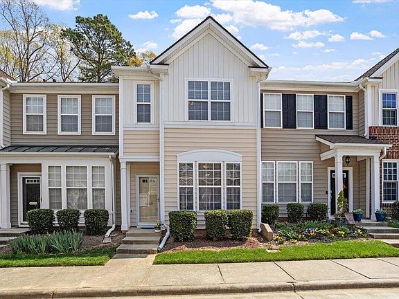 2nd image of 5229 Moonview Ct
