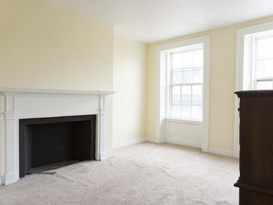2nd image of 149 Charles St #3PB
