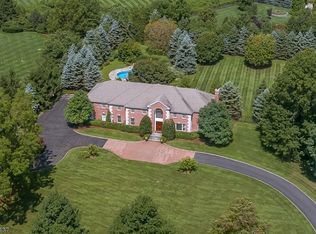 17 Colts Glen Ln, Basking Ridge, NJ 07920