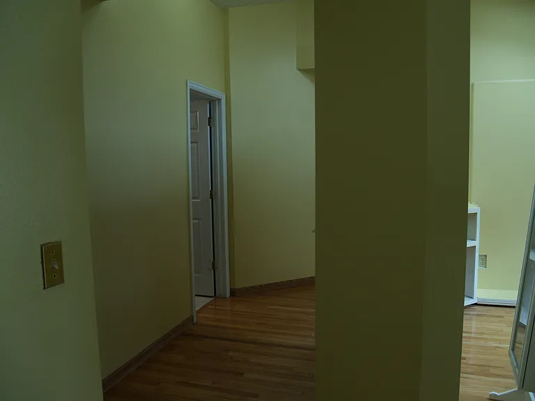2419 S Gray Dr — Photo 11