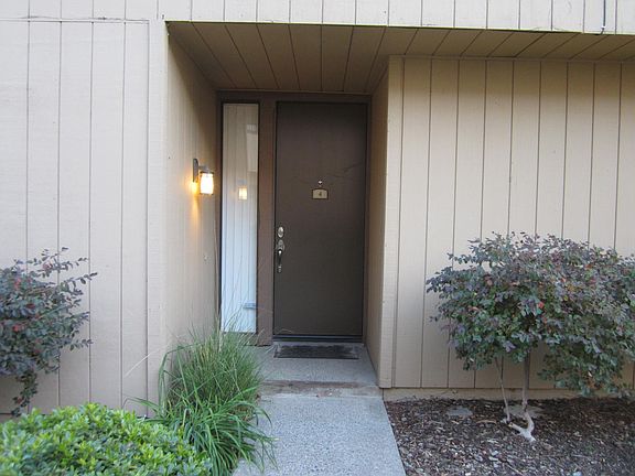 2nd image of 549 Woodside Oaks APT 4
