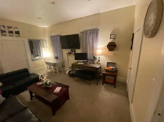 712 S Burdick St #3 — Photo 3