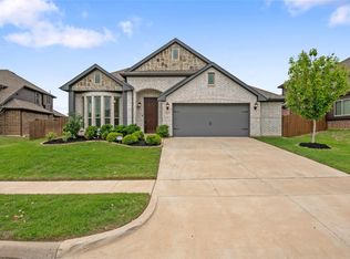 2001 Maplewood Dr, Glenn Heights, TX 75154