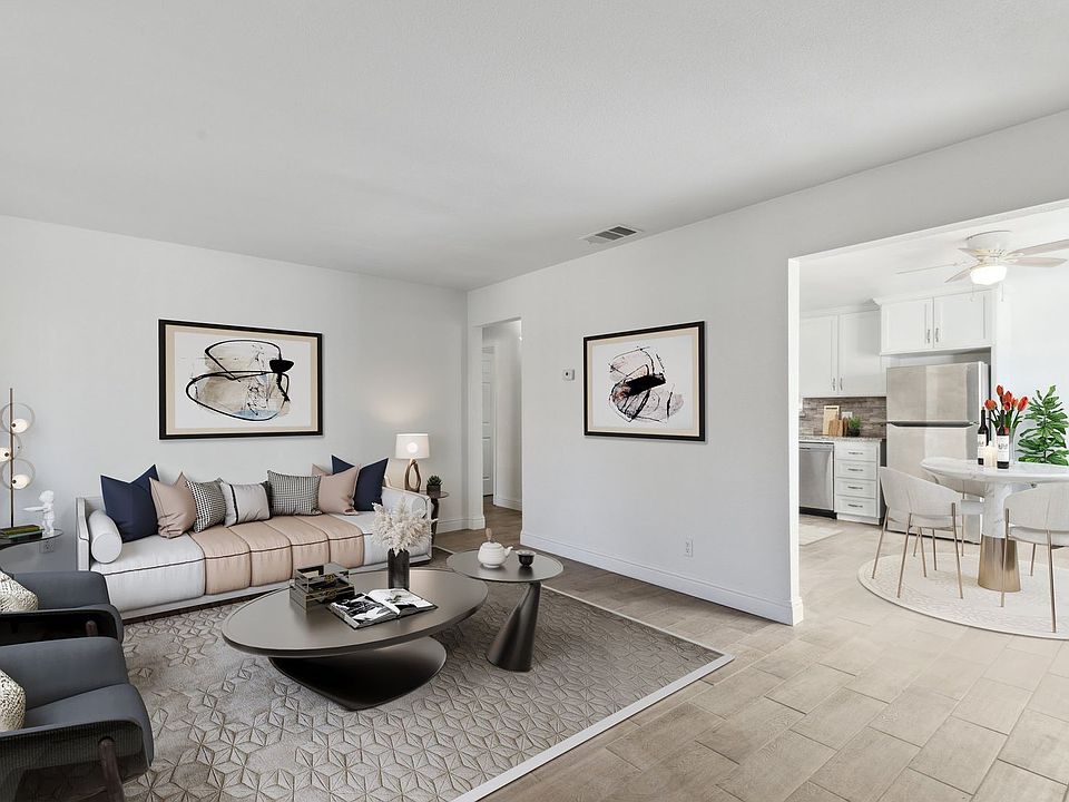 1st image of 3416 N Fruit Ave #G