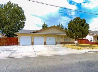 453 S Whitacre St, Yerington, NV 89447