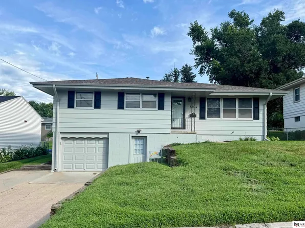 8304 Seward St, Omaha, NE 68114