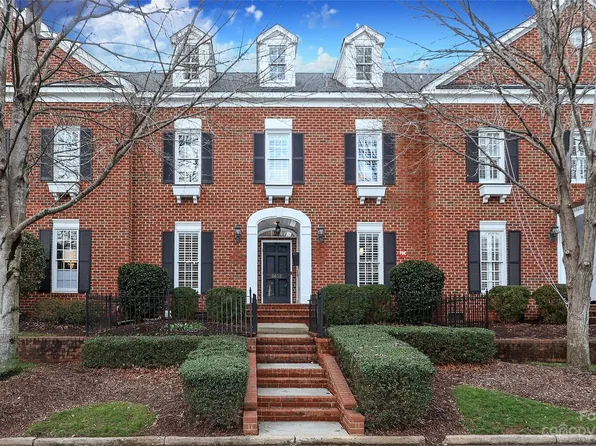 2632 Chelsea Dr, Charlotte, NC 28209