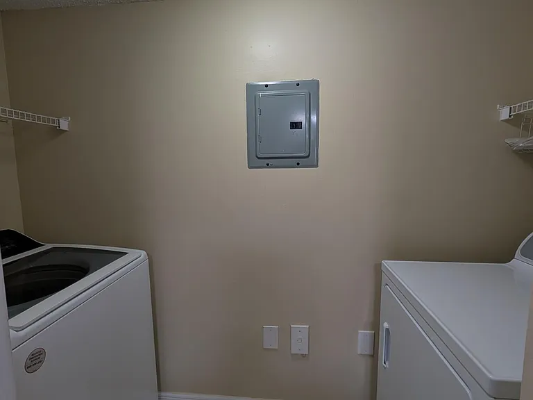 5011 Wiles Rd #208 — Photo 13