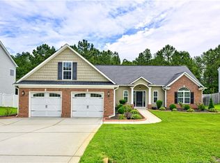 1525 Dulles Rd, Hope Mills, NC 28348