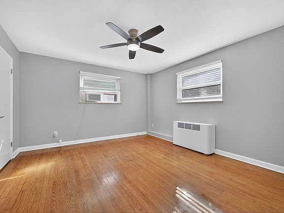 4th image of 6402 Montgomery Rd #3