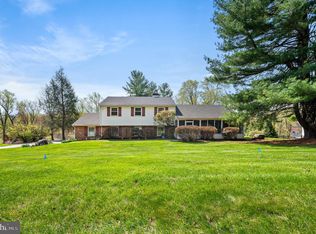 6 Mulberry Rd, Glen Mills, PA 19342
