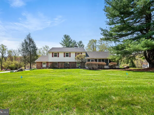 6 Mulberry Rd, Glen Mills, PA 19342