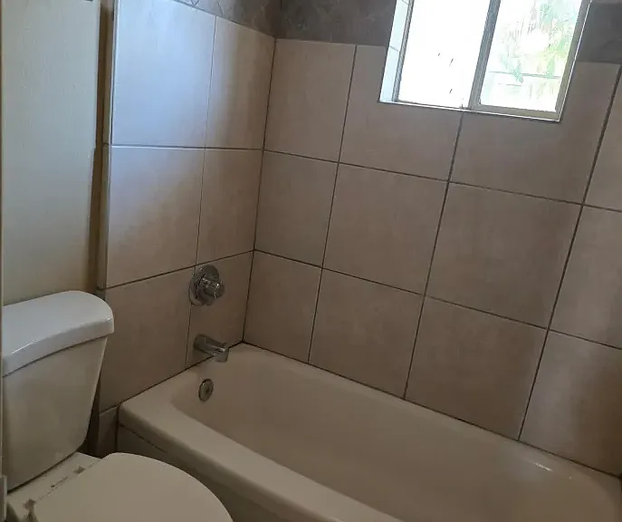 2324 W Orangewood Ave #5 — Photo 8