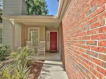 3621 Molly Pitcher Ct — Photo 2