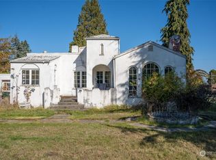 305 W 13th St, Port Angeles, WA