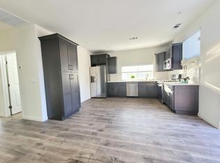 10 Meadow Lake Dr #B, Danville, CA 94506