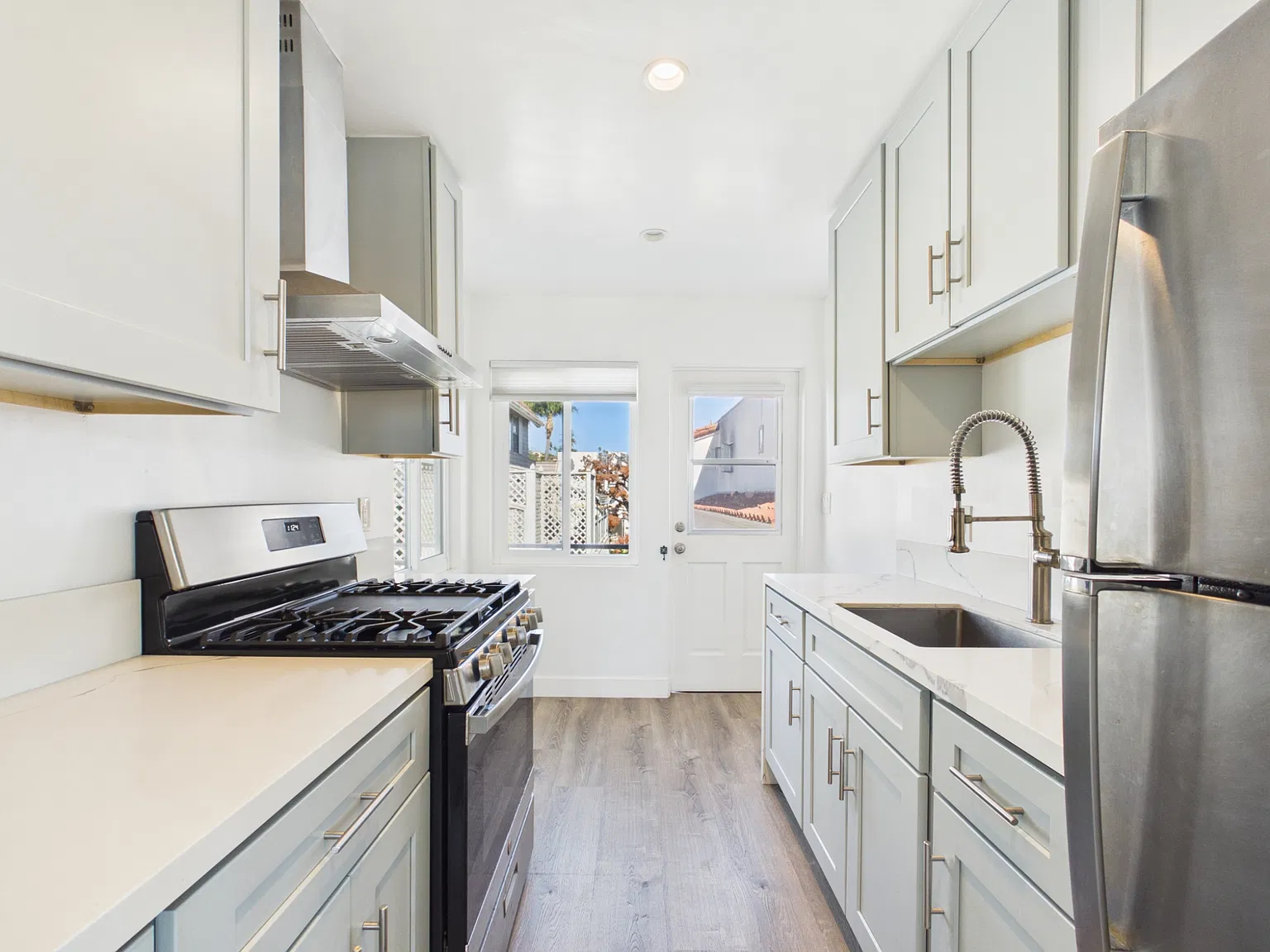 1 bed, 600 sqft, $2,750 — Photo 2