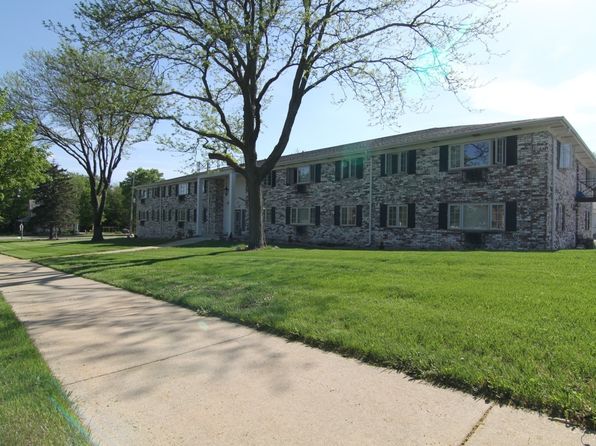 Carriage Hills, W162N11811 Park Ave APT 104, Germantown, WI 53022