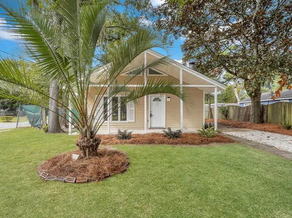 3223 Hazel St, Savannah, GA 31404