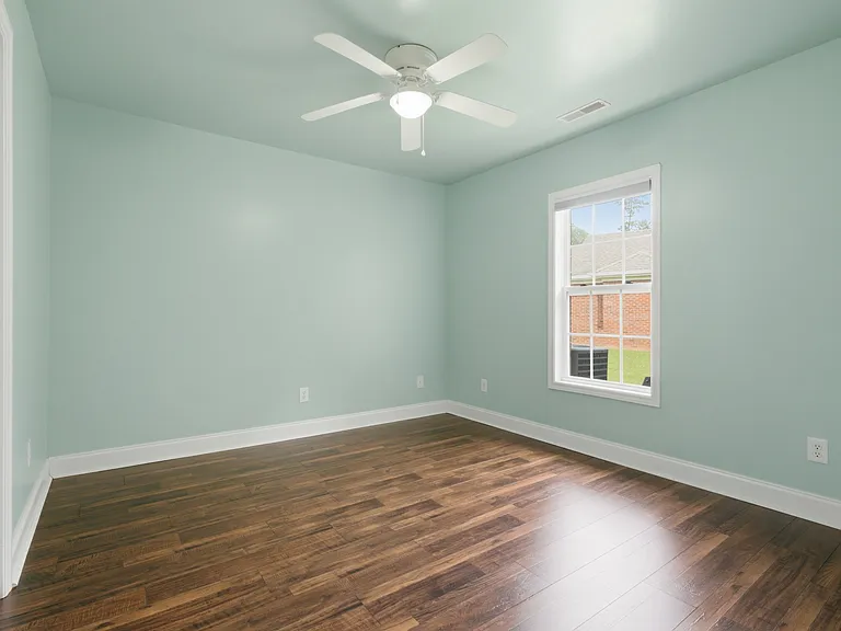 242 Chestnut Oak Cir — Photo 6