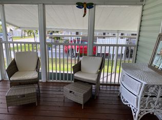 8400 SW 21st St, Davie, FL 33324