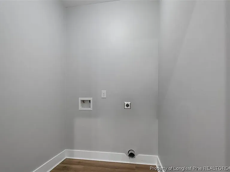 230 Marigold Ln — Photo 18