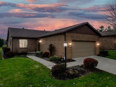 2186 Prestwick Dr, Uniontown, OH, 44685